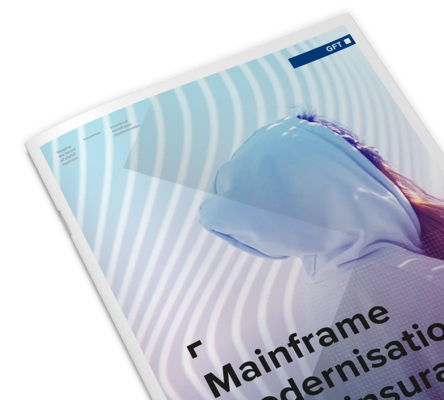 Eine Nahaufnahme einer GFT-Publikation mit dem Titel „Mainframe Modernisation for Insurance“ (Mainframe-Modernisierung für Versicherungen). Sie zeigt ein abstraktes Bild einer Person mit futuristischen Elementen und symbolisiert die Modernisierung von Altsystemen in der Versicherungsbranche.